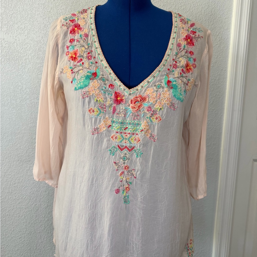 Johnny Was Pale Pink Embroidered V-Neck Tunic